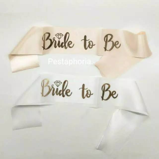 (Tidak Bisa Custom) Selempang / Sash Aksesoris Bridal Shower / Bride To Be Print Gold Metalik