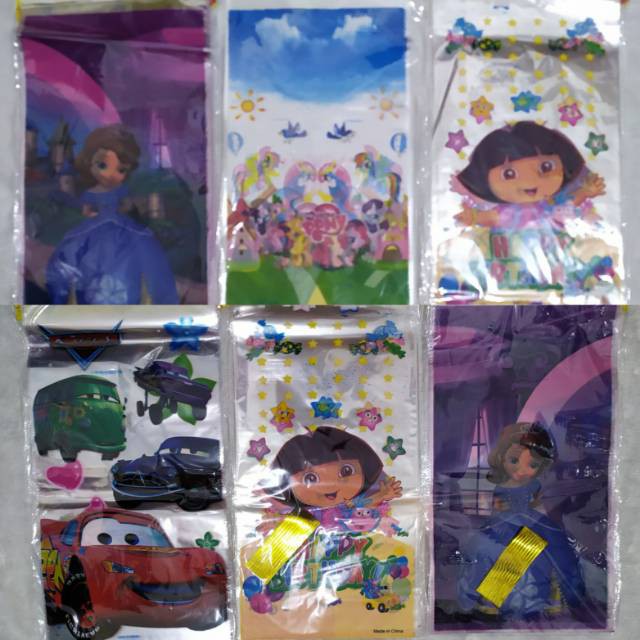 ( isi 10 pcs ) Plastik Snack Kartun / Goodie Bag Besar Size 25 cm x 50 cm /  Bingkisan Ulang Tahun / Ultah