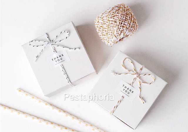 1 Roll 20 meter White Gold Twine Rope u/ Box Gift Packaging