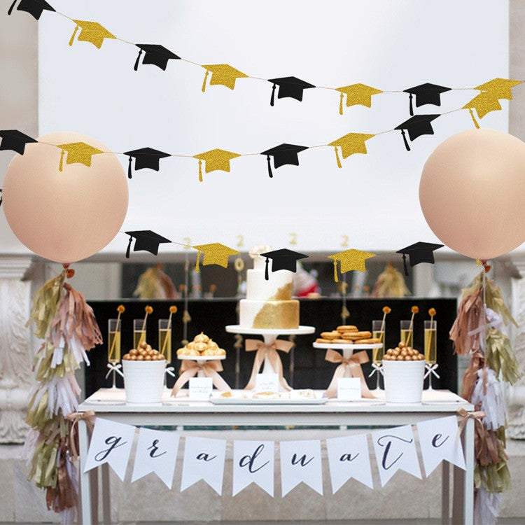 Banner Toga Wisuda / Grad / Graduation Black Gold 4 meter