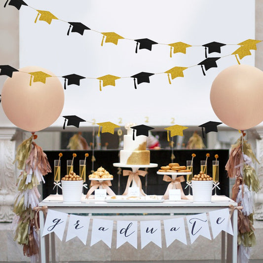 Banner Toga Wisuda / Grad / Graduation Black Gold 4 meter