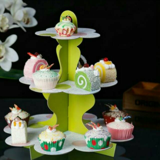 3 Tier Cupcake Stand / Cake Stand Green Motif Polkadot Warna Pastel
