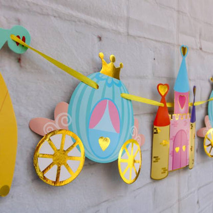 Banner Princess Castle, Carriage & Ball Gown List Gold
