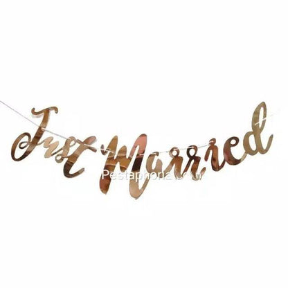 Banner Just Married Latin Laser Cut Sambung Warna Rose Gold