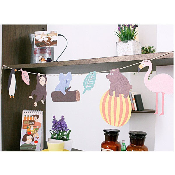 Bunting Banner Motif Hewan  In The Zoo Garland